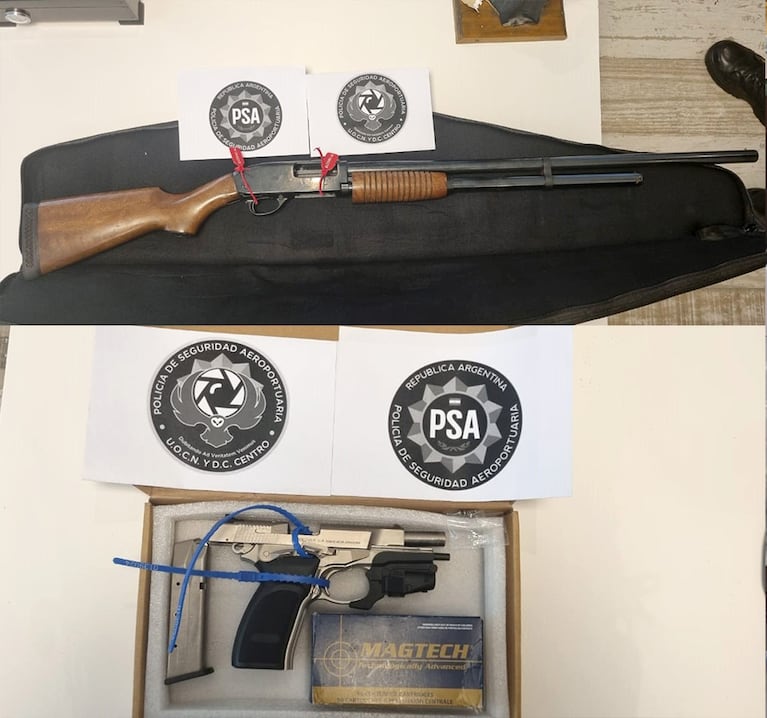 Las armas que encontraron en uno de los domicilios del sospechoso.