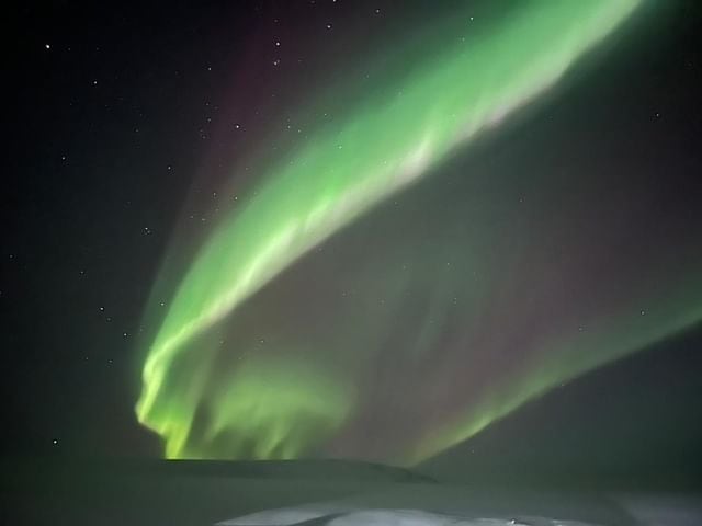 Las auroras australes aparecieron en la Antártida argentina. Foto: SMN.