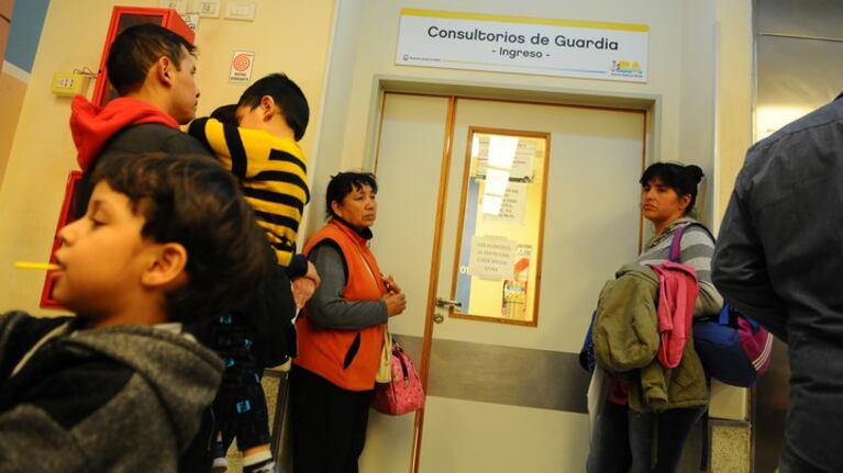 Las autoridades niegan un brote y recomiendan consultar ante los primeros síntomas.