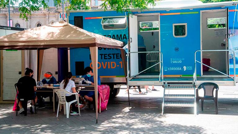 Las autoridades sanitarias informaron 143 nuevos casos.