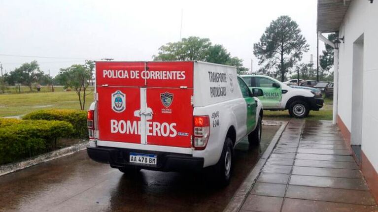 Las autoridades socorrieron a los sobrevivientes.