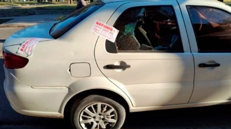 Las autoridades terminaron secuestrando el vehículo.