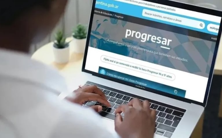 Las Becas Progresar son una ayuda para los estudiantes.