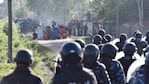 Las calles que desembocan en el terreno ahora están custodiadas por efectivos de Infantería.