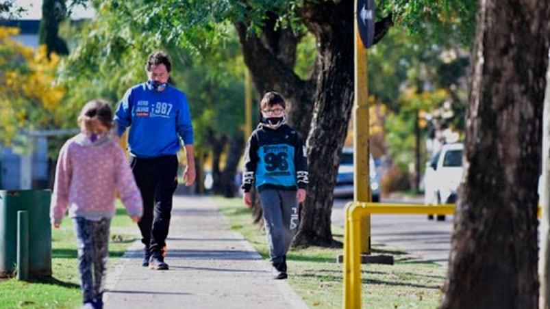 Las caminatas y los deportes que estaban permitidos seguirán habilitados en la provincia.