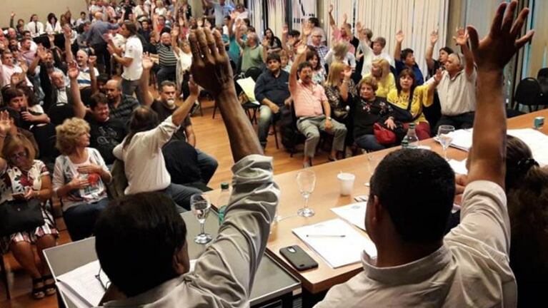 Las clases comenzarán con asambleas en Córdoba