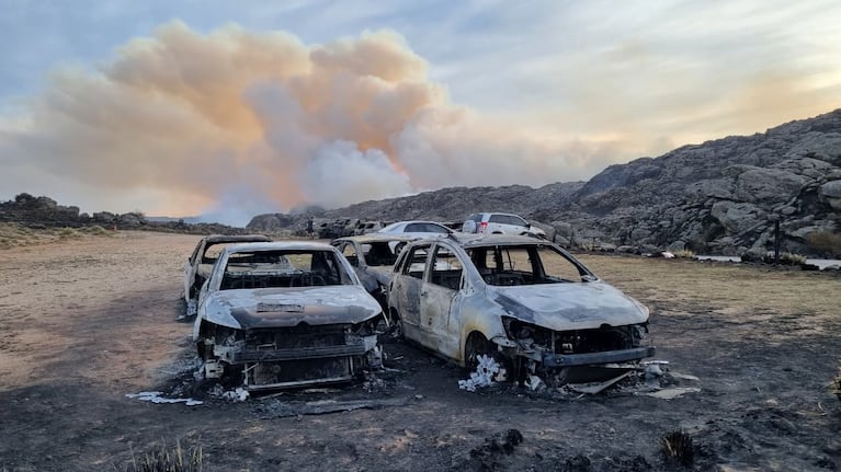 Las consecuencias del incendio originado en la zona de la Quebrada del Condorito. Foto: Emmanuel Cuestas / El Doce.