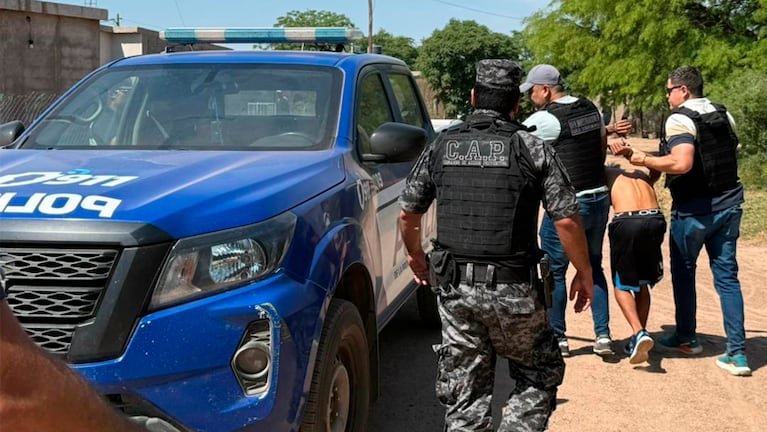 Las detenciones se produjeron en un fuerte operativo policial. Foto: Diario Primer Informe.