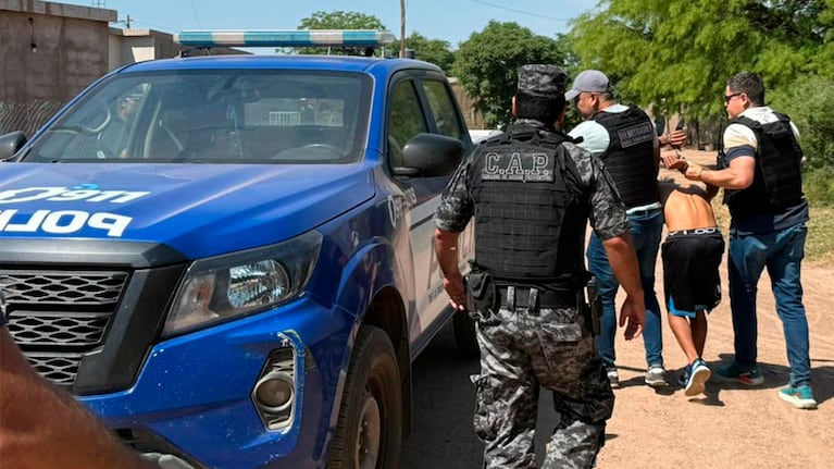 Las detenciones se produjeron en un fuerte operativo policial. Foto: Diario Primer Informe.