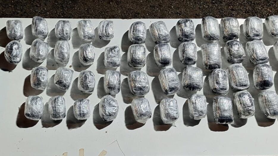 Las drogas estaban en envoltorios.