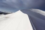 Las dunas de arena se tiñeron de blanco.