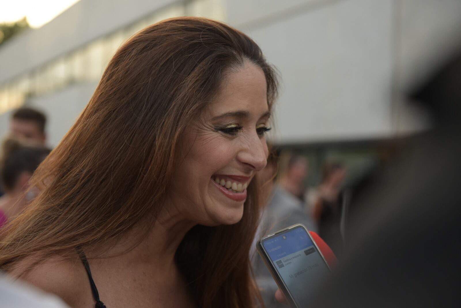 Las estrellas desfilaron por la alfombra roja de los Premios Carlos. Foto: Cecilia Acevedo/El Doce.