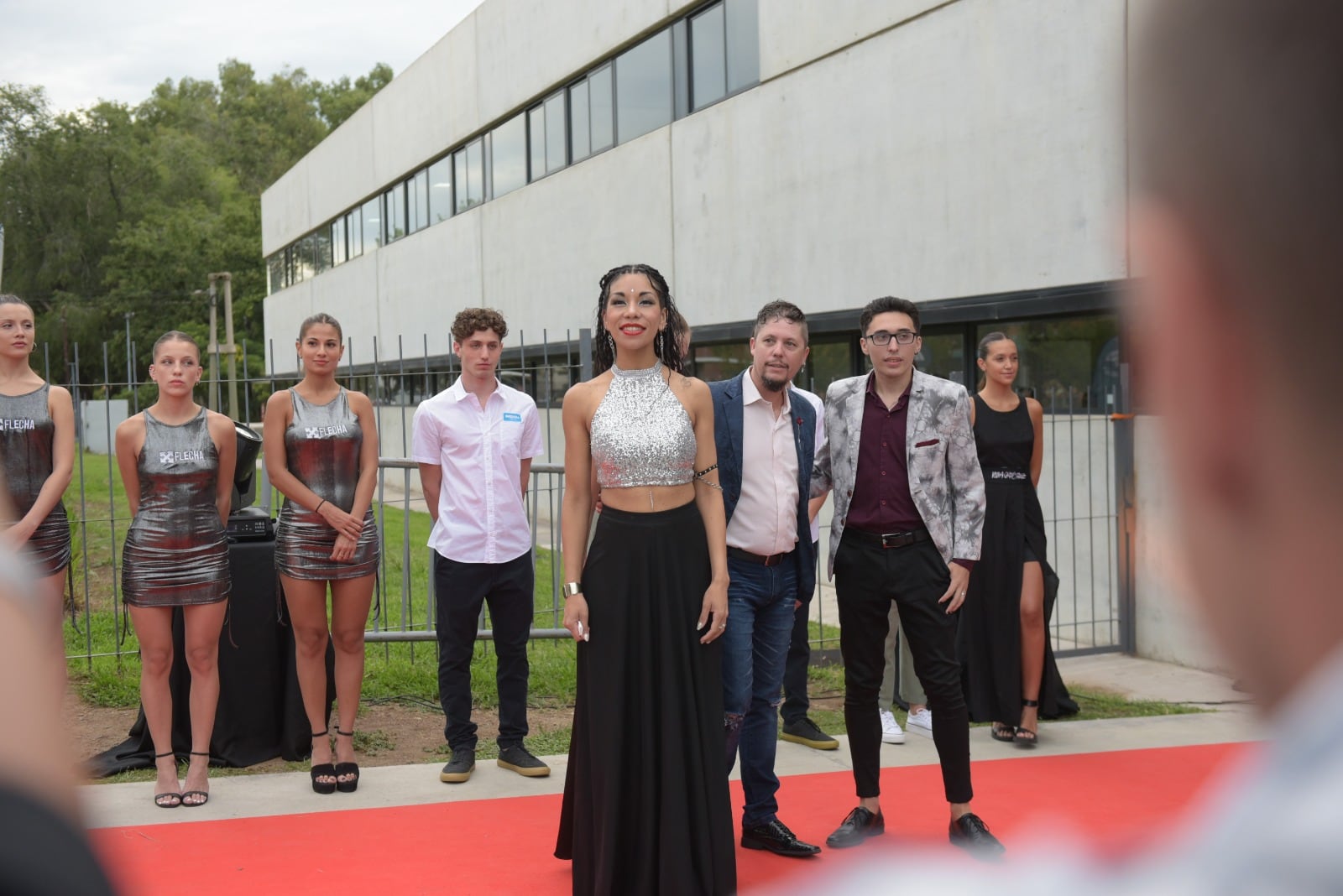 Las estrellas desfilaron por la alfombra roja de los Premios Carlos. Foto: Cecilia Acevedo/El Doce.