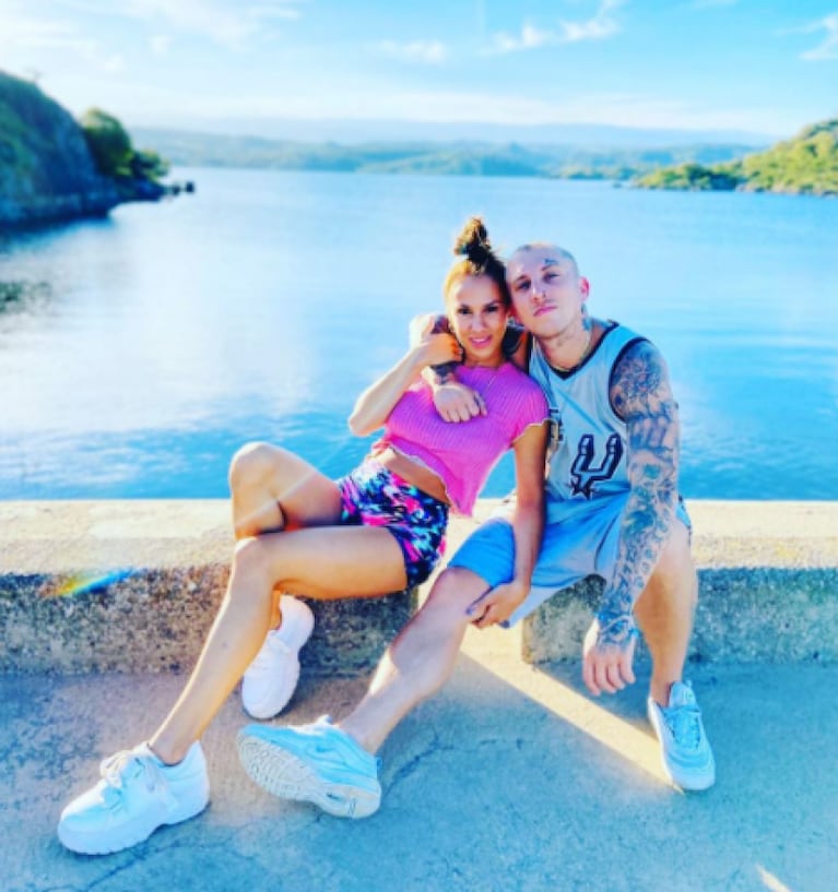 Las fotos de El Polaco y Barby Silenzi de vacaciones en Córdoba