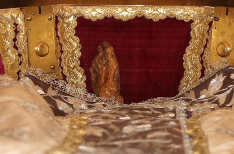 Las fotos de la increíble conservación de Santa Teresa de Jesús a 440 años de su muerte