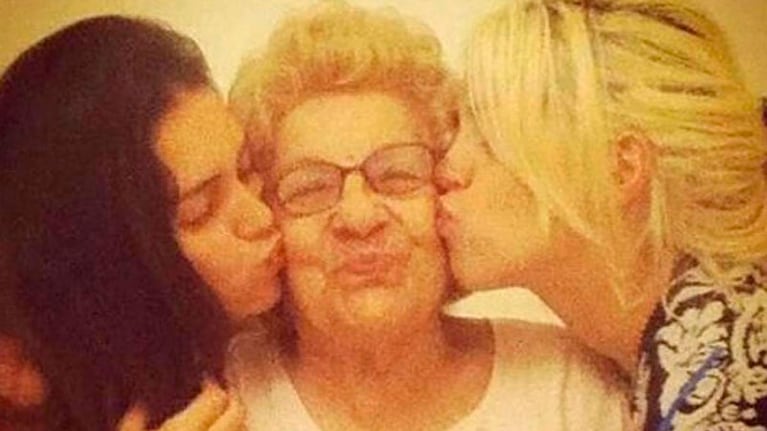 Las hermanas despidieron a su abuela en las redes sociales.