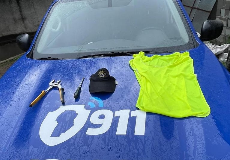 Las herramientas que tenía el naranjita.