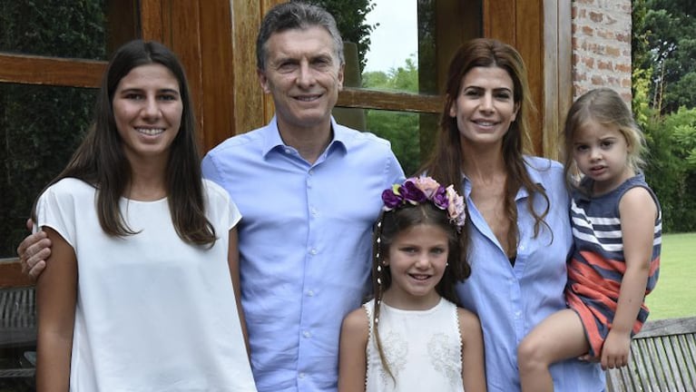 Las hijas de Nisman en la quinta "Los Abrojos". Foto: presidencia de la Nación.