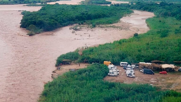 Las imágenes del operativo en el río. 