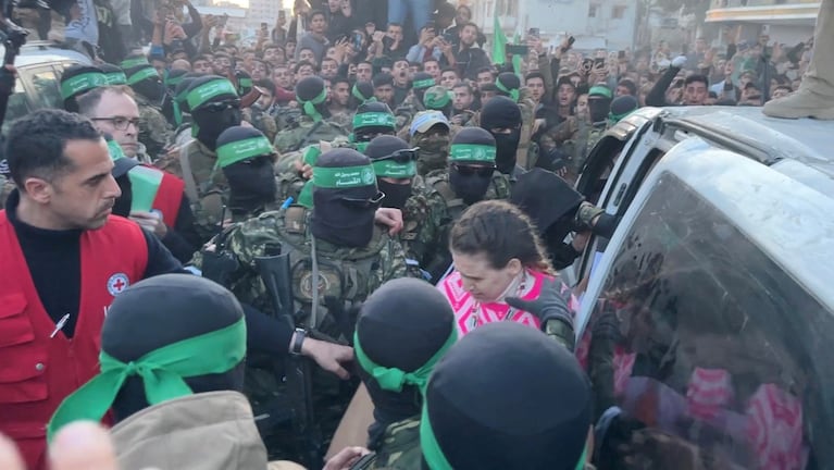 Las jóvenes fueron liberadas luego de permanecer más de un año secuestradas. (Foto: REUTERS)