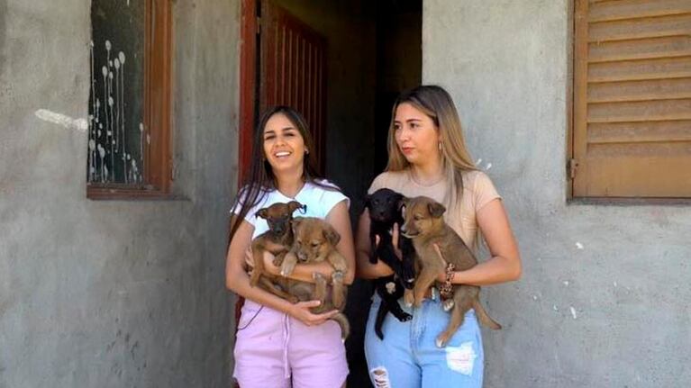Las jóvenes podrán seguir adelante gracias a un donante anónimo.