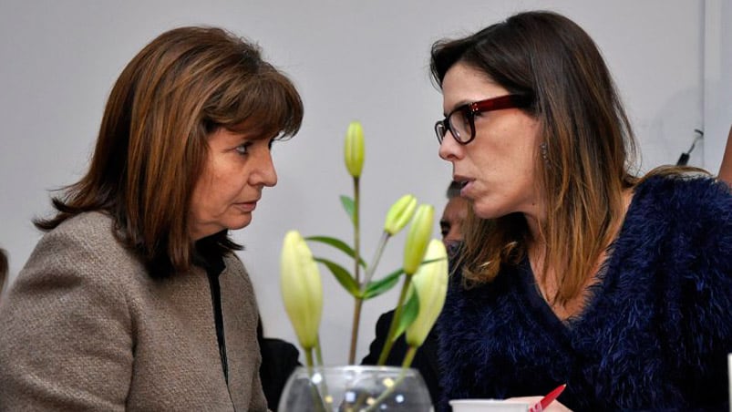 Las legisladoras Laura Alonso y Patricia Bullrich llevaron la denuncia a la justicia. Foto: Infobae