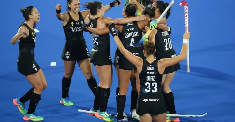 Las Leonas vencieron por penales a Países Bajos.