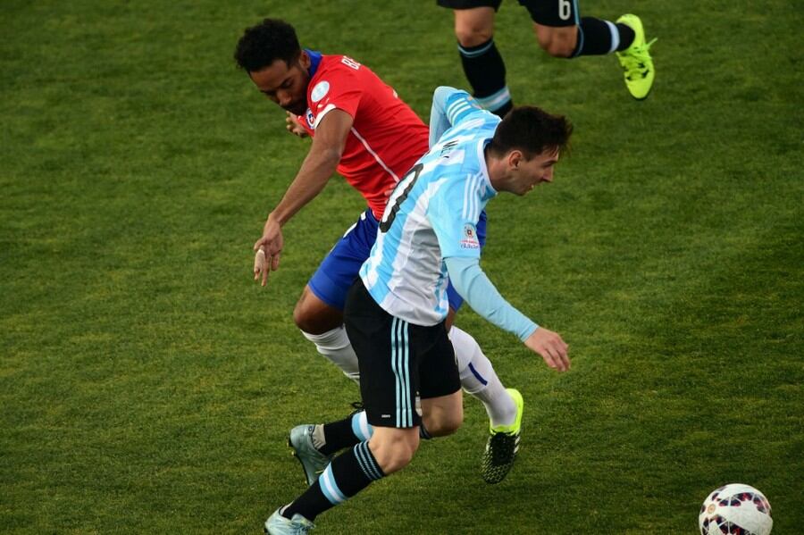 Las mejores jugadas de Chile vs Argentina. Foto: Olé.