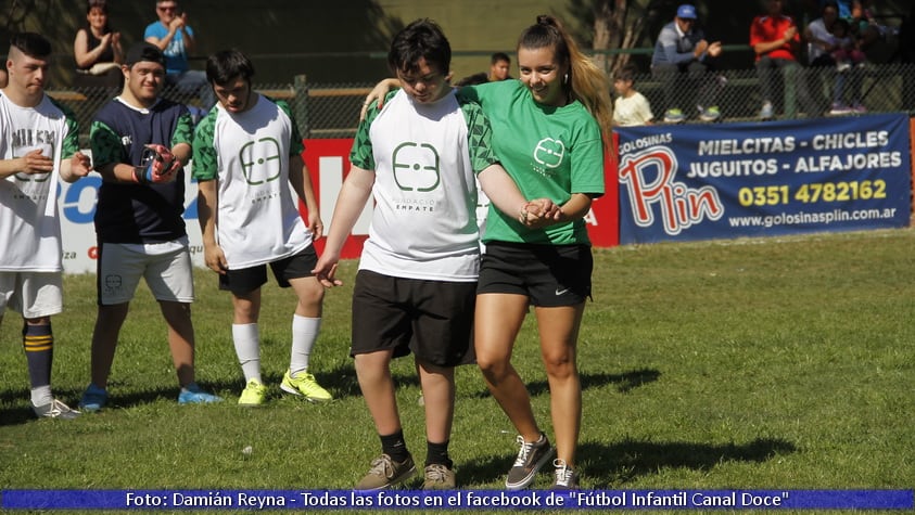 Las mejores postales de los partidos y la visita de Empate F.C.