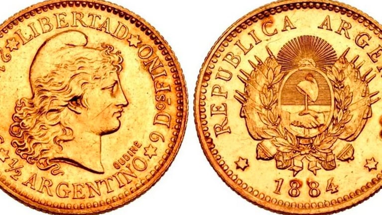 Las monedas de 5 y 2,5 pesos en oro fueron acuñadas en 1881.