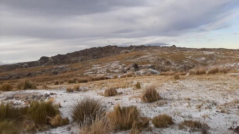 Las montañas se vistieron de blanco por segunda vez desde que comenzó el 2020.