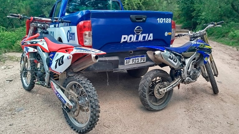 Las motos recuperadas en Capilla del Monte.