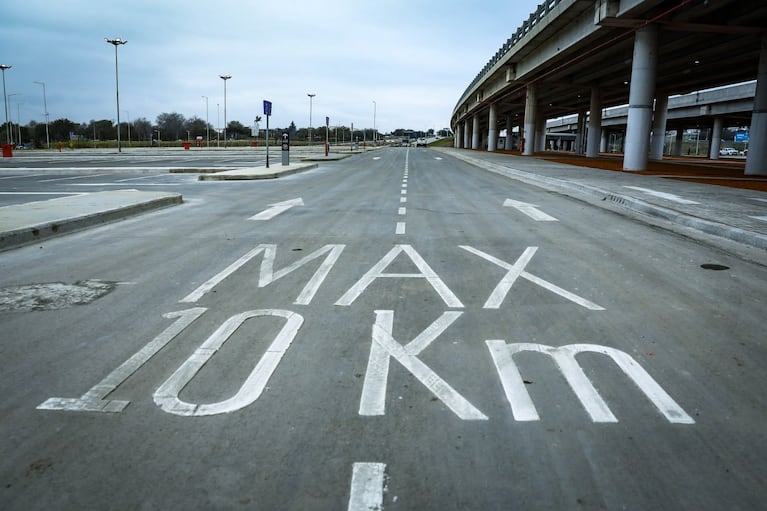 Las nuevas playas de estacionamiento del estadio Kempes.
