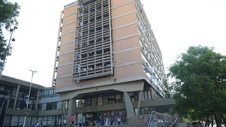 Las oficinas del Palacio 6 de Julio estarán cerradas este 30 de diciembre. Foto: Lucio Casalla/El Doce.