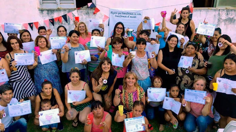 Las Omas, mujeres que ayudan a mujeres.