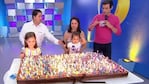 Las pequeñas y sus padres participaron en un programa de televisión.