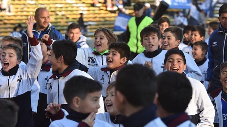 Las perliTas de Talleres 0 - Brown de Adrogué 0