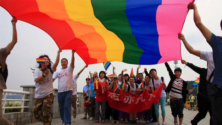Las personas homosexuales en un país de fuerte tradiciones sufren discriminaciones permanentes.