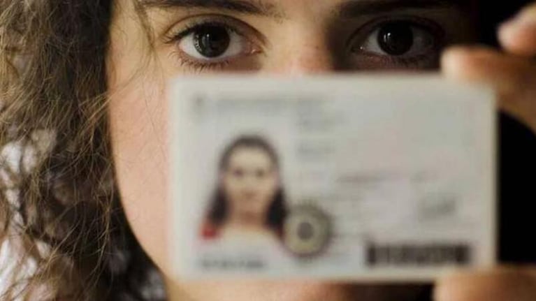 Las personas no binarias van a ser reconocidas en el DNI