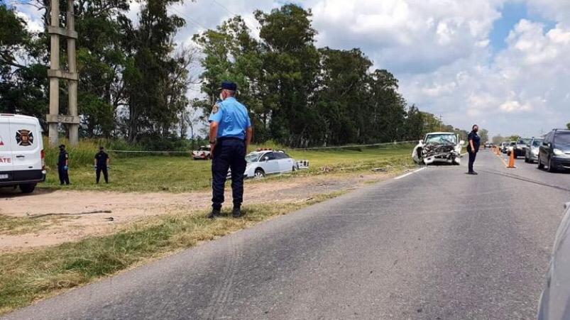 Las personas que viajaban en la camioneta resultaron ilesas. 