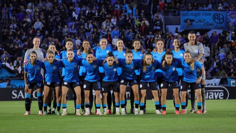 Las Piratas hicieron historia y salieron campeonas del Clausura.