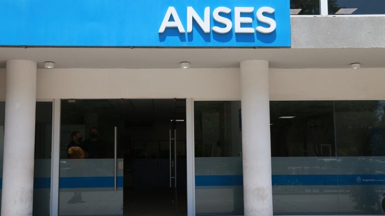 Las prestaciones de Anses volverán a subir para septiembre.