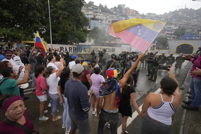Las protestas en Caracas en rechazo al resultado de la elección difundido por el Consejo Nacional Electoral.
