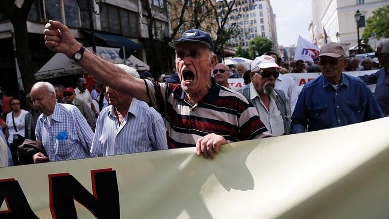 Las protestas se repiten en Grecia. Foto: Clarín (Archivo).
