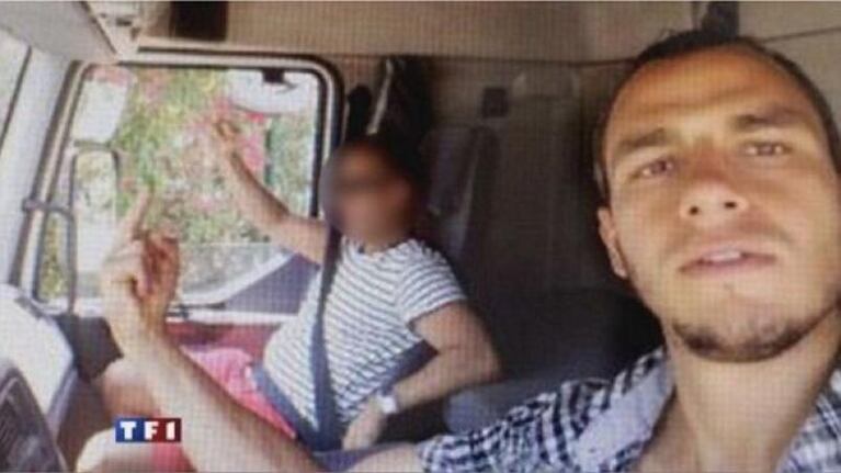 Las selfies del terrorista de Niza antes del atentado