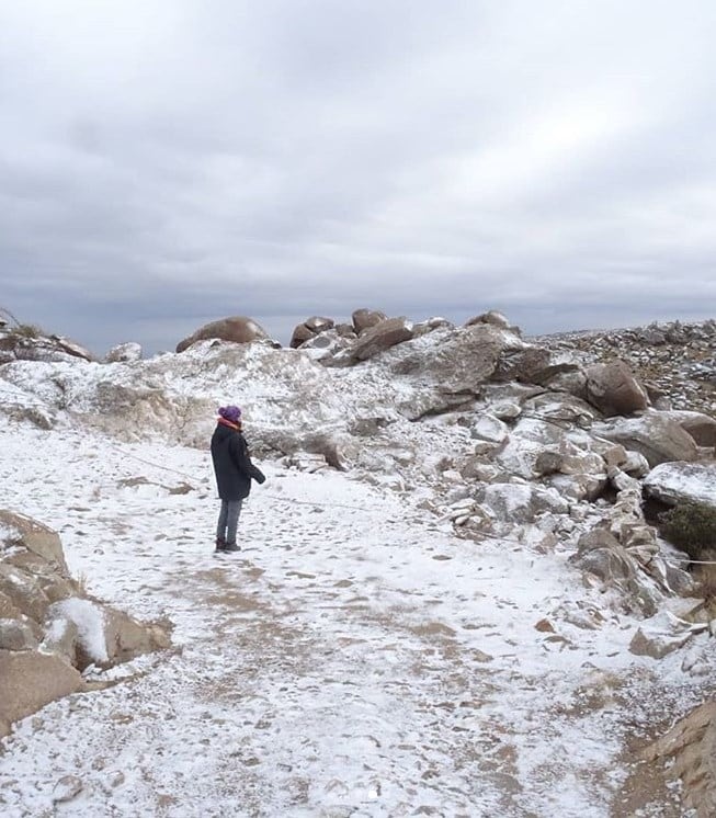 Las sierras cordobesas cubiertas de blanco, un paisaje soñado. Foto: Parador Giulio Cesare.