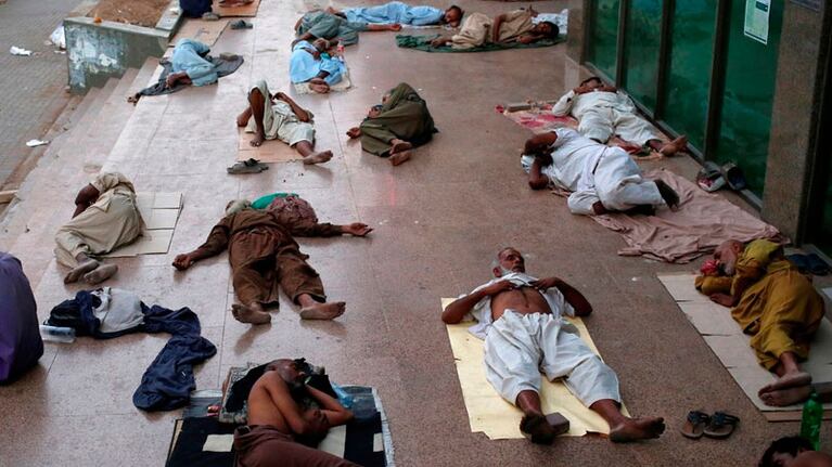 Las temperaturas extremas no dan tregua a Pakistán. Foto: Reuters.