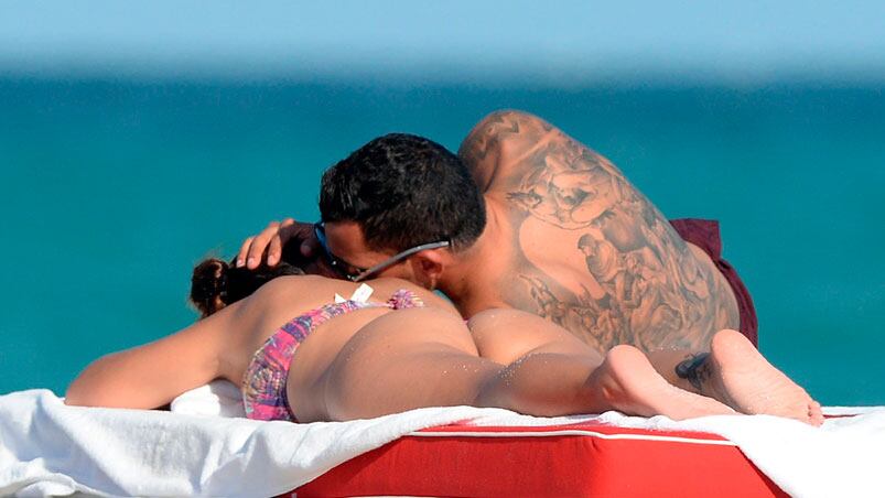 Las vacaciones de Carlos Tevez y Vanesa Mansilla en Miami. 