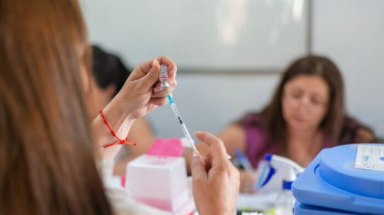 Las vacunas, seguras y claves para prevenir contagios.