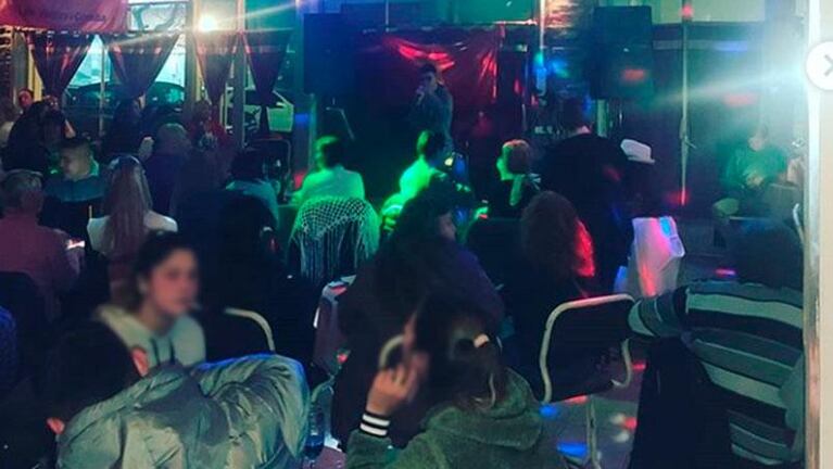 Las Varillas: hicieron un show en vivo en un bar sin barbijos ni distanciamiento